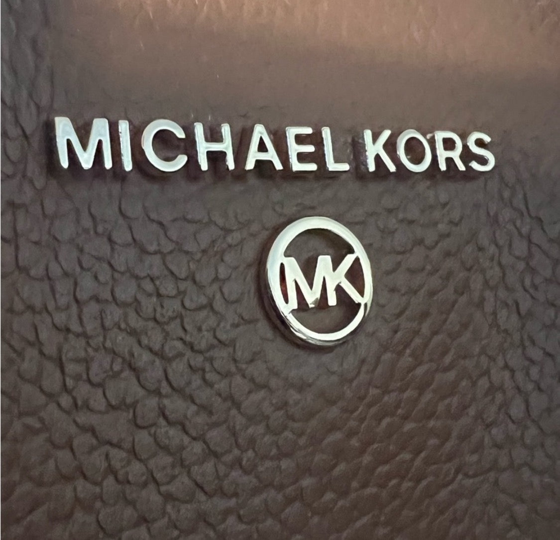 NWT Michael Kors Austin Medium Leather Messenger