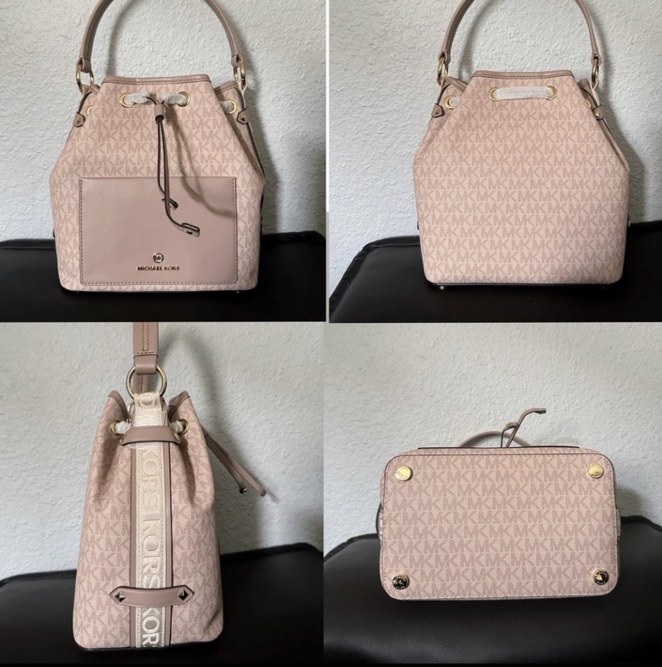 MICHAEL KORS Maeve Medium Bucket Bag Signature Canvas