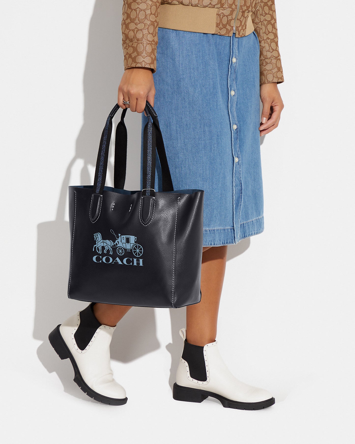 Coach Derby Leather Tote With Horse And Carriage