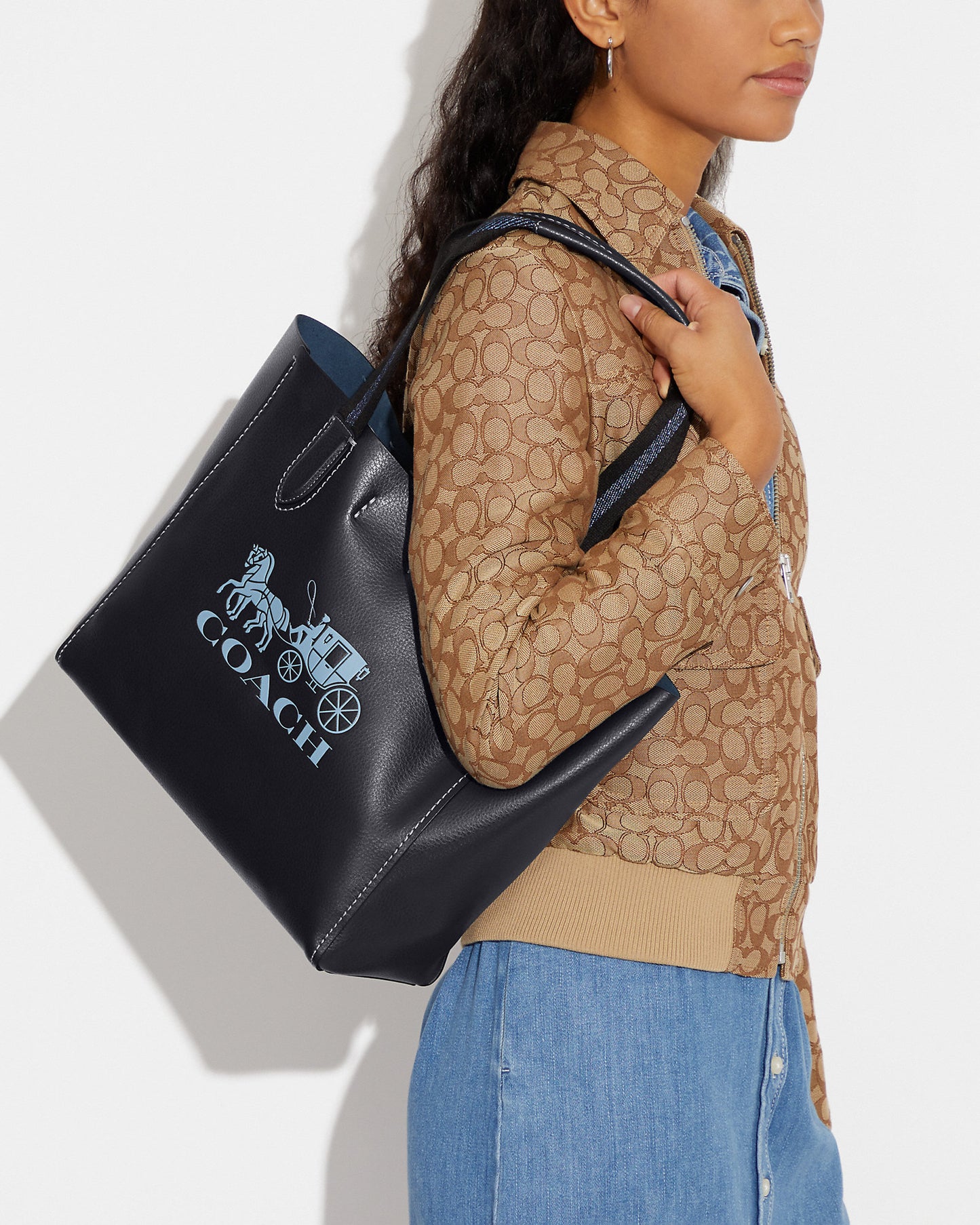 Coach Derby Leather Tote With Horse And Carriage