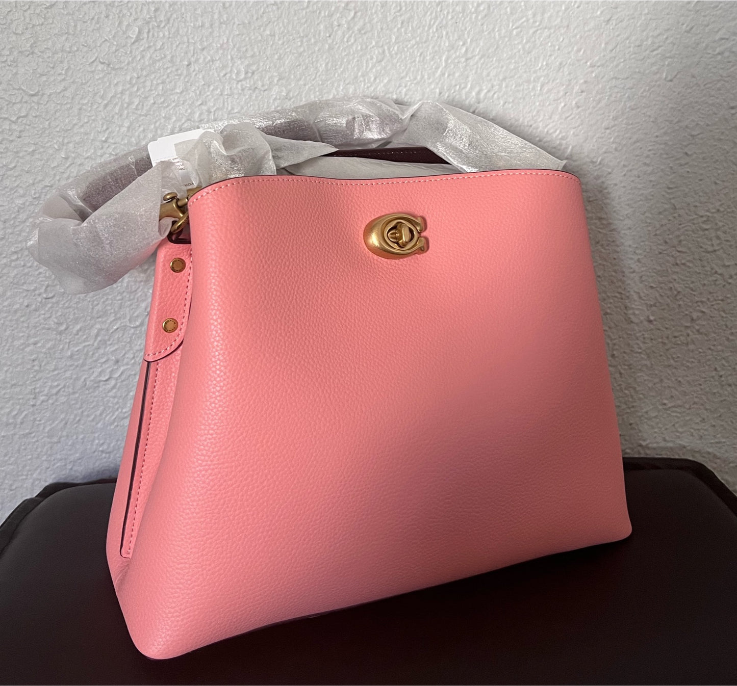 Coach Willow Leather Shoulder Bag In Colorblock Turnlock In Candy Pink