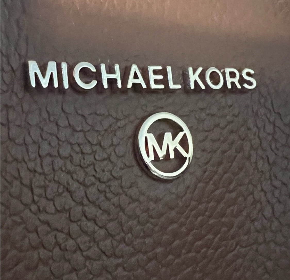 NWT Michael Kors Austin Medium Leather Messenger